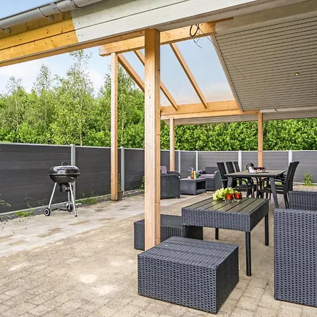 Dom wakacyjny In With Sauna Hemmet